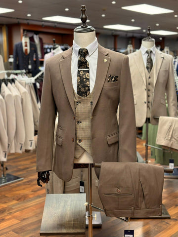 HM5- TAN SUIT With Elwood Houndstooth D/B Waistcoat